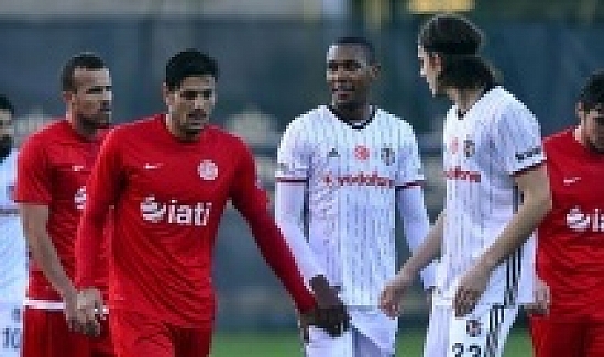 Antalyaspor, Spor Toto Süper Lig’in 25. haftasında Beşiktaş ile 0-0 berabere kaldı.