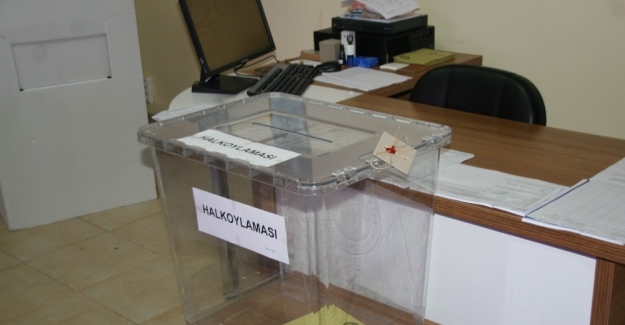 Marmaris’te Gümrük Kapısı’nda oy verme işlemi başladı