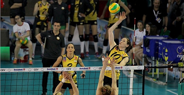 Vakıfbank Kadın Voleybol takımı Beşiktaş ile ilk maçını 3 - 2 kazandı..