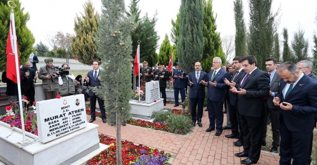 Eşsiz Destan Çanakkale Zaferi 103. Yaşında Törenlerle Anıldı