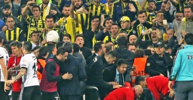 Beşiktaş'ın tarihi Fenerbahçe kararı Avrupa basınında!