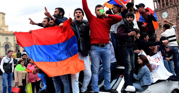 Ermenista'daki muhalif halk ayaklanması durdurulamıyor