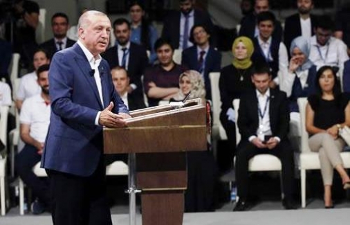 Erdoğan, sosyal medya özel yayınında gençlerin sorularını cevapladı