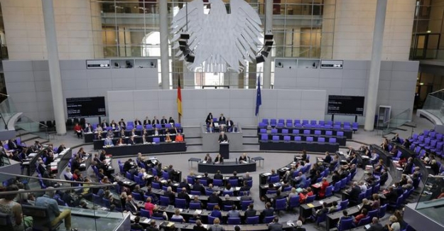 Alman siyasiler Türkiye'ye yardımı tartışıyor