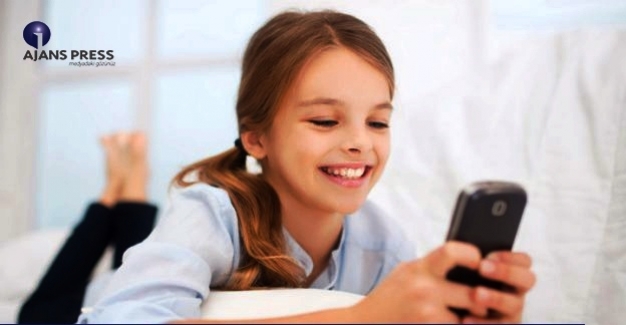 Türkiye'deki çocukların % 59'u akıllı telefon sahibi