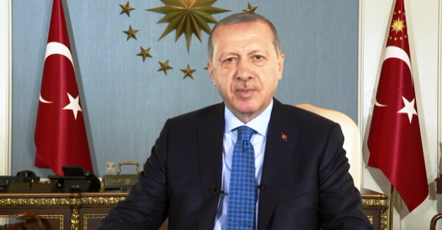Cumhurbaşkanı Erdoğan: "Roş Aşana münasebetiyle başta vatandaşlarımız olmak üzere tüm Musevilere tebriklerimi iletiyor, kendilerine esenlikler diliyorum”