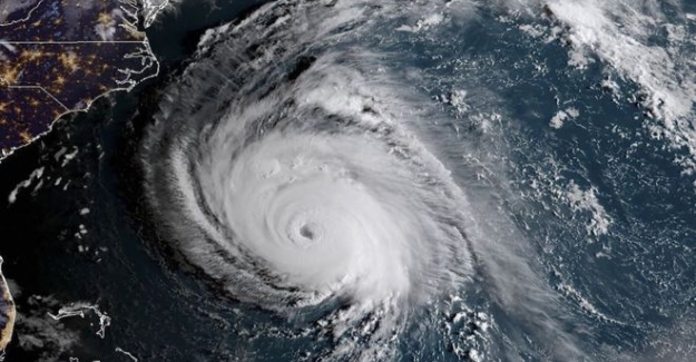 Florence Kasırgası ABD'nin doğu kıyılarına ulaştı: 3 günde 8 aylık yağmur bekleniyor