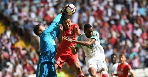 Spor Toto Süper Lig’in 7.hafta karşılaşmasında; Sivasspor 2-0 Bursaspor
