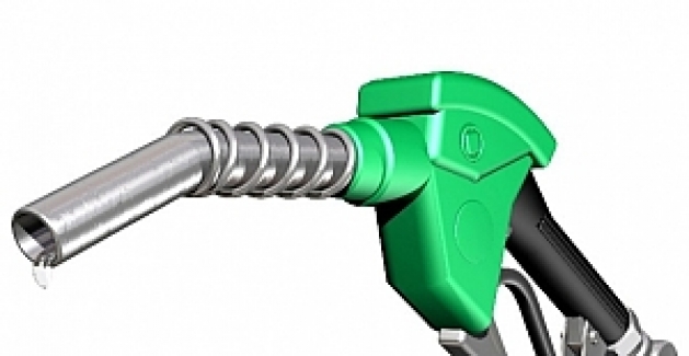 Benzin fiyatlarında 17 kuruşluk indirim yapıldı