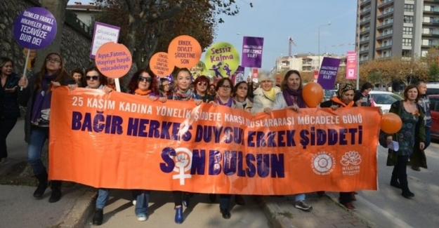 Nilüfer’de kadınlar şiddete karşı yürüdü