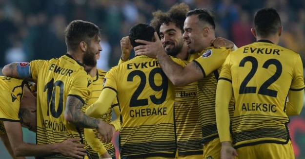 Trabzonspor, Malatya'da ağır yaralı döndü; 5-0