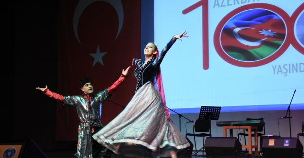 Azerbaycan Cumhuriyeti’nin 100. yılı Bursa’da kutlandı