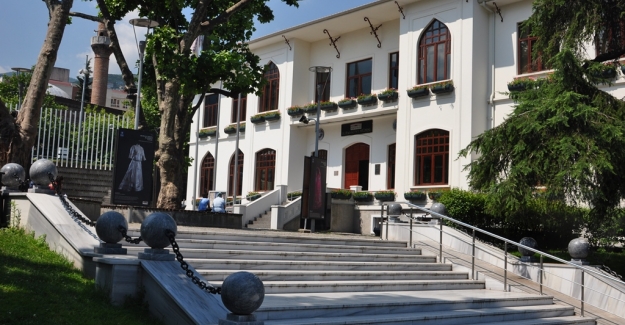 Tarihi Defterdarlık Binası Bursa Kent Müzesi'ne verildi