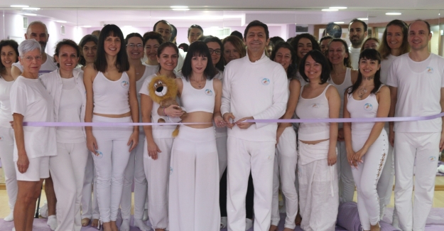 Yoga Akademy  101. Merkezini İstanbul Sancaktepe'de açtı!