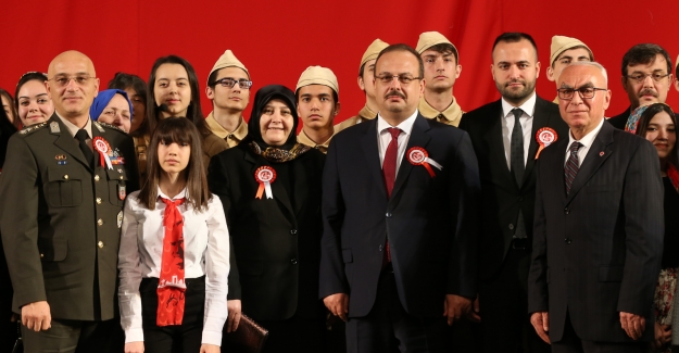 18 Mart Şehitleri Anma Günü ve Çanakkale Deniz Zaferi'nin 104. Yıldönümü Bursa’da Törenlerle Kutlandı