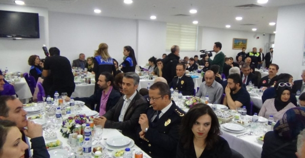 Bursa'da Emniyet müdürünün eşinden şehit ailelerini duygulandıran sürpriz
