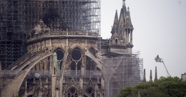 Notre-Dame yangını: Hangi tarihi eserler kurtarıldı, hangi eserlerin akıbeti bilinmiyor?
