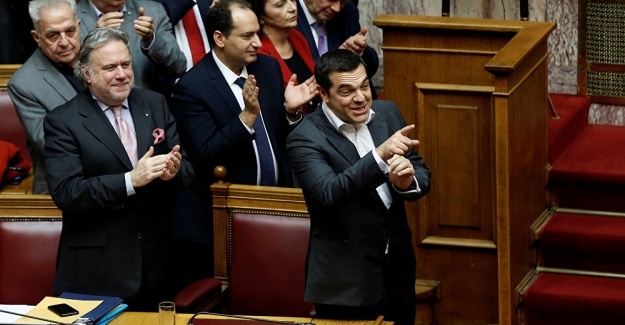 Yunanistan'da "SYRIZA" hükümetine bir kez daha güvenoyu