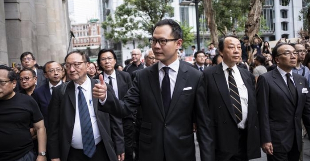 Hong Konglu avukatlardan "sessiz" adalet talebi