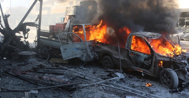 Tel Abyad'da sivil halka bombalı araçla saldırı: 3 sivil öldü 20'den fazla yaralı.