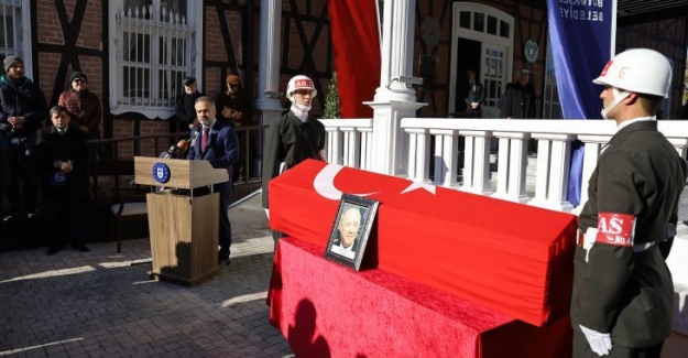 Bursa Büyükşehir Belediyesi'nin ilk Başkanı Ekrem Barışık törenle uğurlandı
