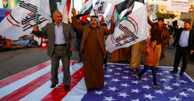 Sadr: "ABD güçlerini Irak'tan çıkarmaya hazırım, safları birleştirelim"