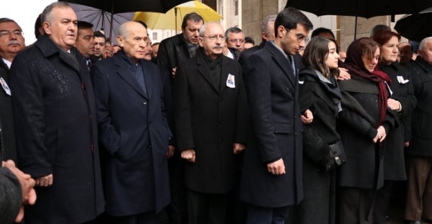 Vefat eden İYİ Parti kurucusu Hasan Hüseyin Türkoğlu son yolculuğuna uğurlandı