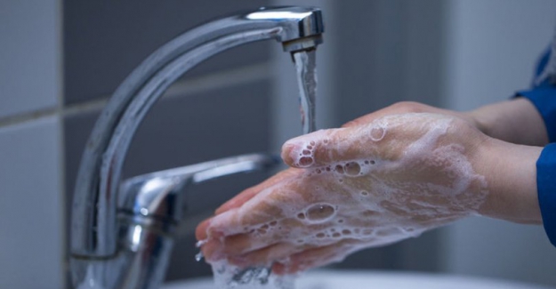 Uzmanlar 'el yıkayın' diye uyarıyor! Su tüketimi artmıyor, azalıyor