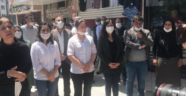 HDP'li eski belediye başkanlarından dördü gözaltı sonrası ev hapsine alındı