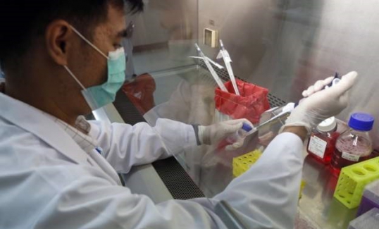Hong Kong'daki üçlü anti-viral ilaç denemesinden 'umut veren sonuçlar'