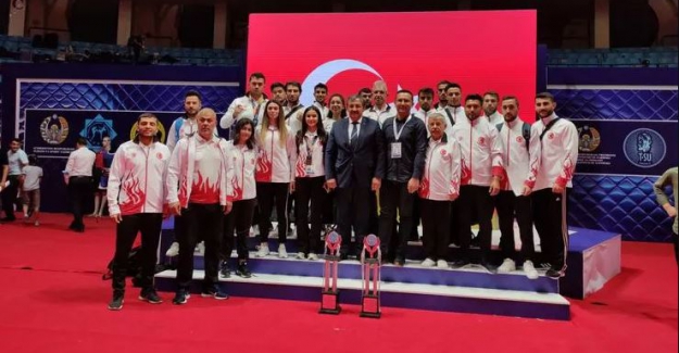 Milli sporcularımız, Özbekistan Açık Kick Boks Turnuvası'nda 7 altın madalya kazandı