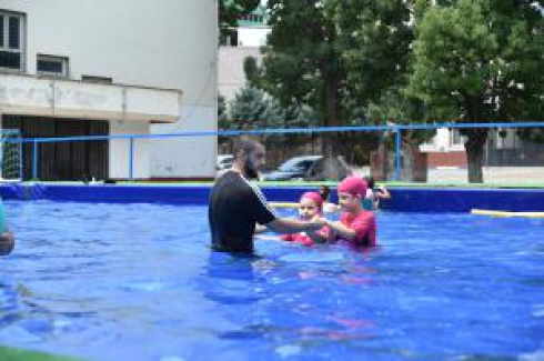 Orhangazili Çocuklar yüzme eğitimlerine kavuştular