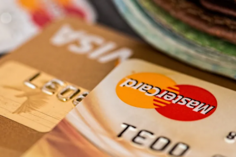 Kredi kartları faiz oranları yükseltildi