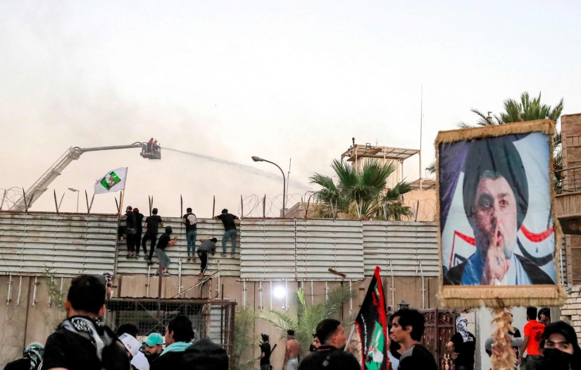 Irak: İsveç Büyükelçiliği’nin ateşe verilmesinden sonra sular duruldu