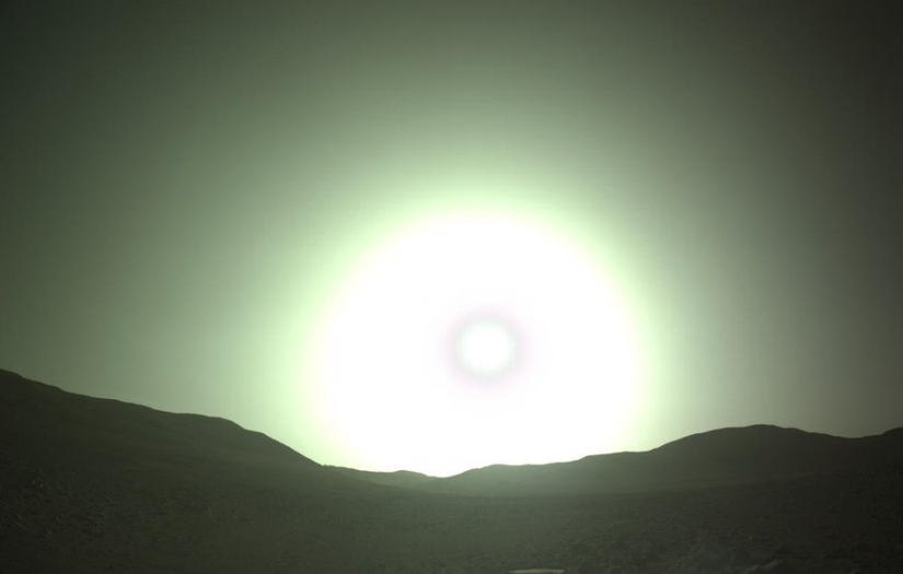 Mars'ta akşam saatleri: "mavi günbatımı"