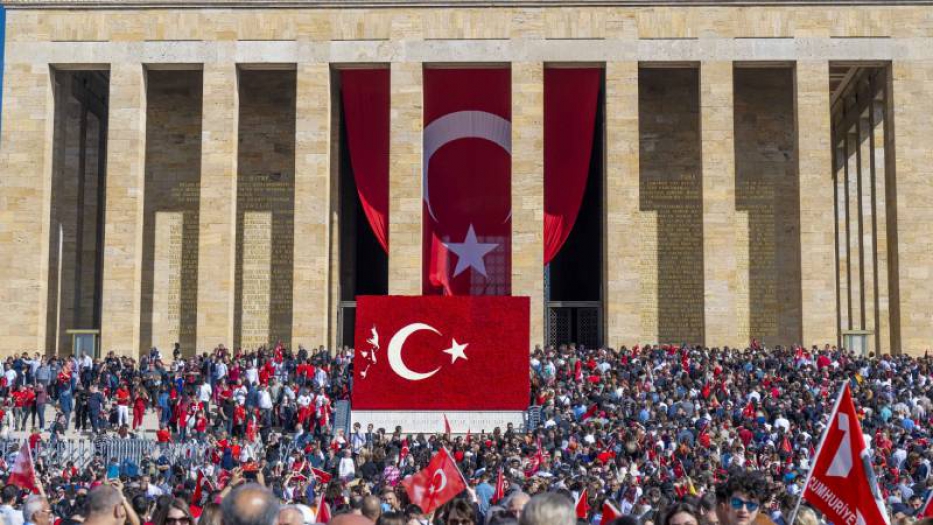 Türkiye'nin dört bir yanında Cumhuriyet'in 100'üncü yılı coşkusu