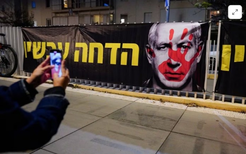 REUTERS: İsrail'de binlerce protestocu Netanyahu hükümetinin değişmesini istiyor