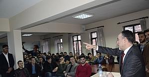Kırıkkale AK Parti İl Başkanı Akçay gençlerle buluştu