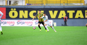 Bursaspor, İstanbulspor karşılaşması: Timsahlar 2 - 1 galip geldi