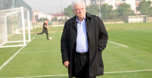 Eski Başkan Ali Ay, Bursaspor kulübünden ihraç ediliyor