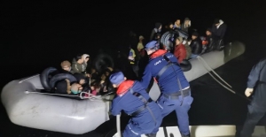 Sahil Güvenlik Komutanlığı: 'Bir haftada 698 kaçak göçmen yakalandı'
