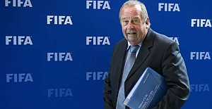 FIFA Sağlık Komitesi Başkanı Michel D'Hooghe: "Ligler yaz sonuna kadar oynanmamalı"