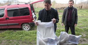 Nilüfer Belediyesi geri dönüşümle ürettiği gübreyi çiftçilere dağıtıyor