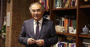 Prof. Dr. Nevzat Tarhan: “Türkiye şu anda olgunlaşma sürecinde”