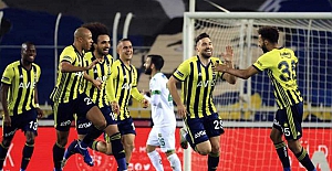 Haftanın kapanış maçında: Fenerbahçe 2 - 1 Aytemiz Alanyaspor
