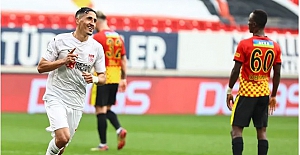 Haftanın 8 gollü maçı: Göztepe (3) - Sivasspor (5)
