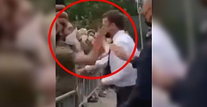 Fransa Cumhurbaşkanı Emmanuel Macron protestocudan tokat yedi!
