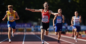 Avrupa Atletizm Şampiyonasında milli sporcu Berke Akçam, 400 metre engellide altın madalya kazandı