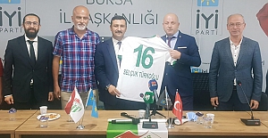 İyi Parti'den Bursaspor'a kombine desteği