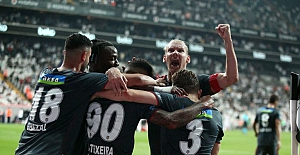 Beşiktaş 1 - 0 Karagümrük.